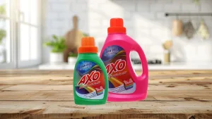 Các loại nước tẩy AXO hồng và xanh chính hãn